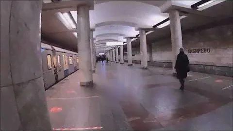 у метро "Бибирево"