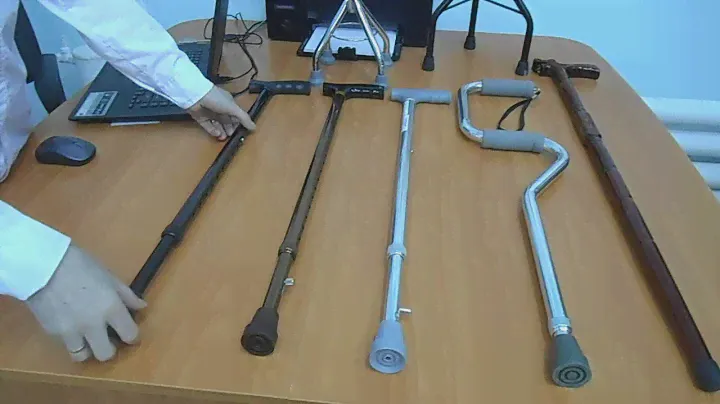 Трости для ходьбы для пожилых и инвалидов